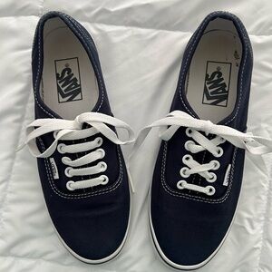 Vans Blue and White Lo Pro Lace UPS Size Mens 6/Womens 7.5. EUC.